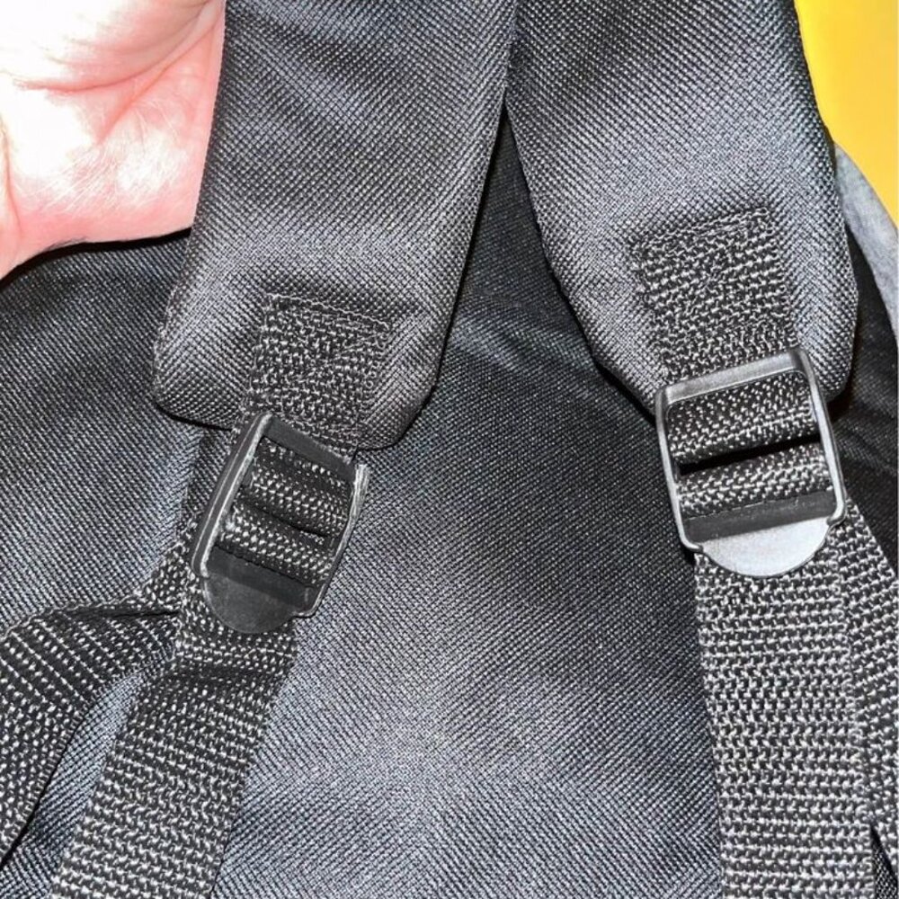 New! Backpack for Food Service Workers - Picture 6 of 10